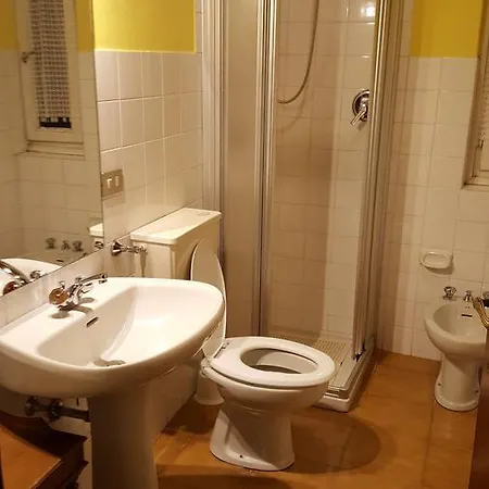 ホテル Lo Scoiattolo *