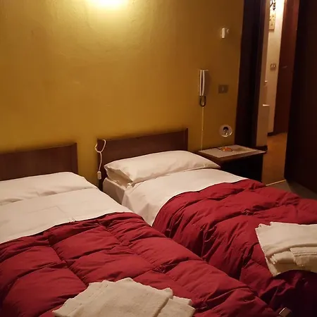 Hotel Lo Scoiattolo *